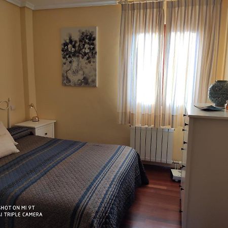 Apartamento En Complejo Residencial Rovacias Comillas Bagian luar foto