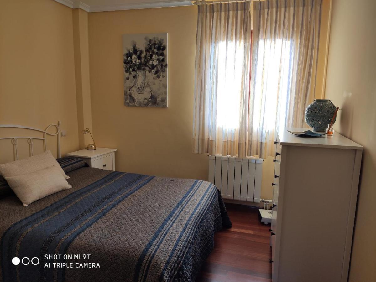 Apartamento En Complejo Residencial Rovacias Comillas Bagian luar foto